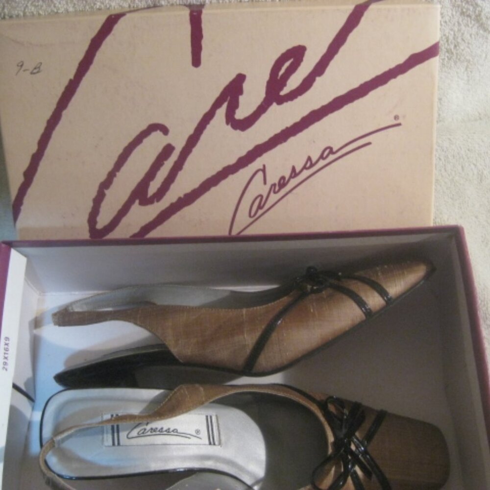 Caressa Trumpet linen slingback womens's shoe with bow